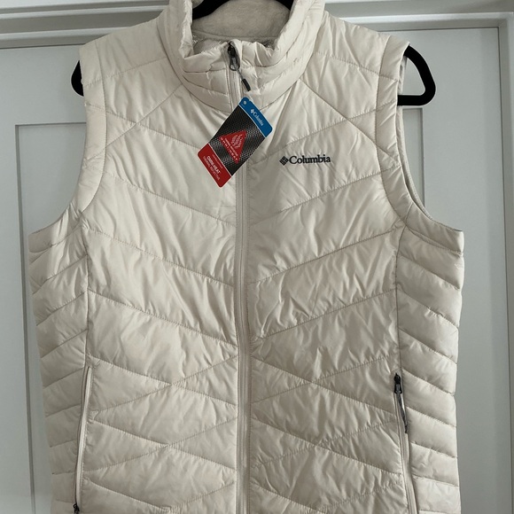NWT Columbia Women's Heavenly Quilted Vest - Cream/Off-White, size XL. - Picture 5 of 10
